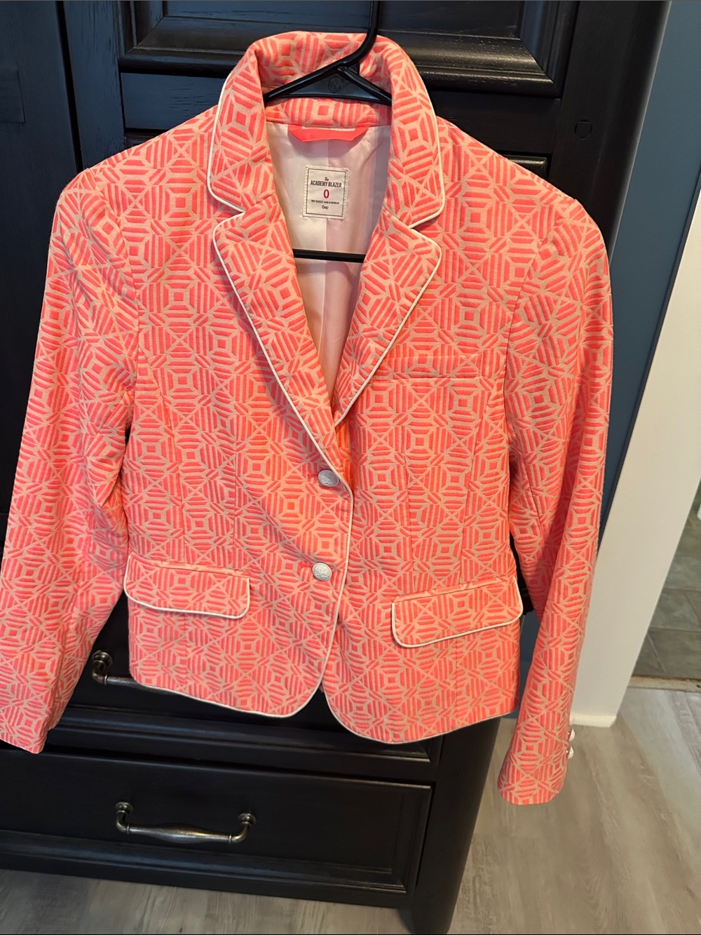GAP Coral Pink Geometric Blazer with White Piping